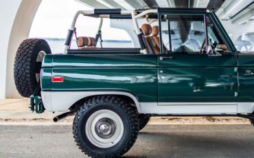 Ford-Bronco-1975-Other-9
