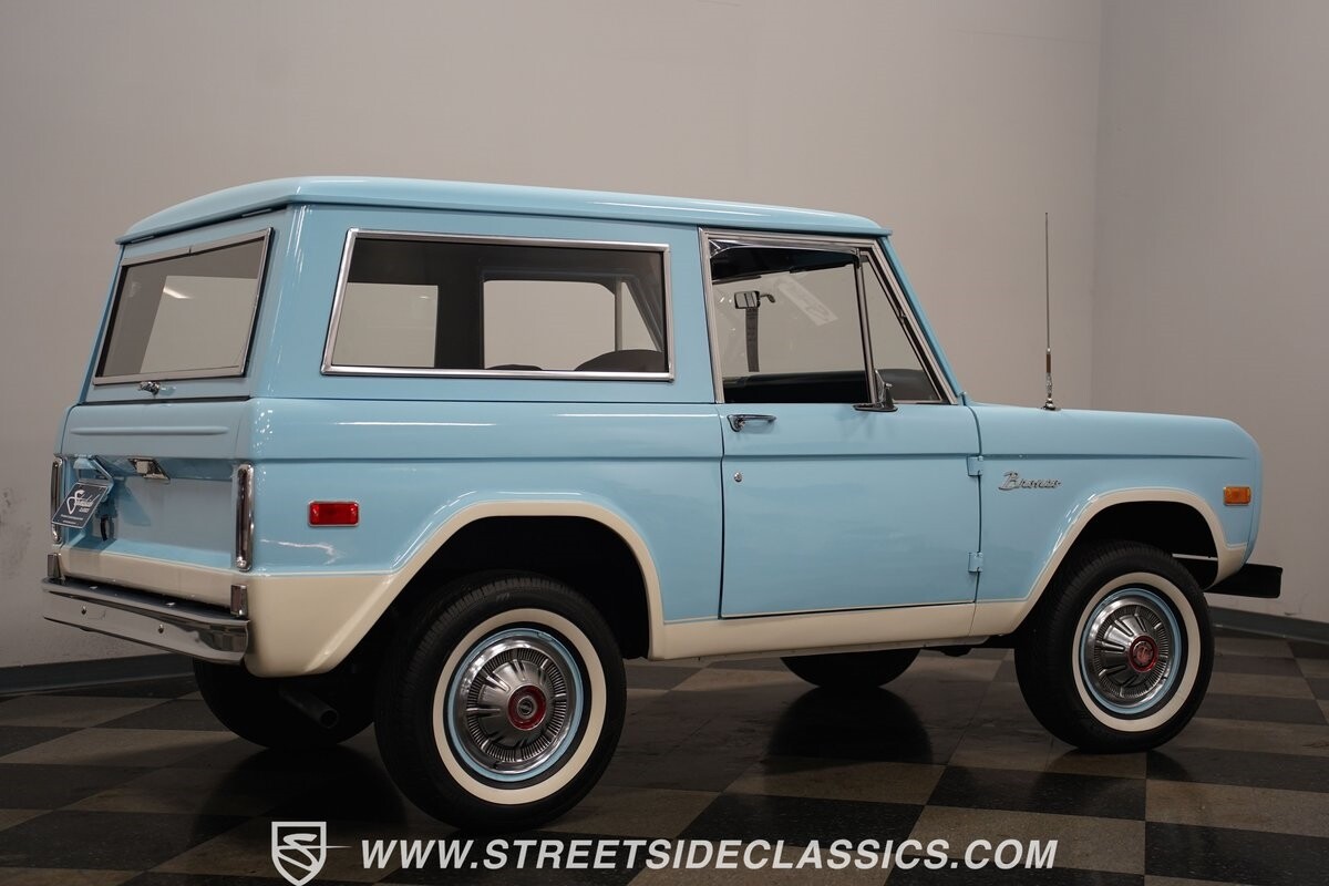 Ford-Bronco-1975-SUV-16