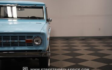Ford-Bronco-1975-SUV-24