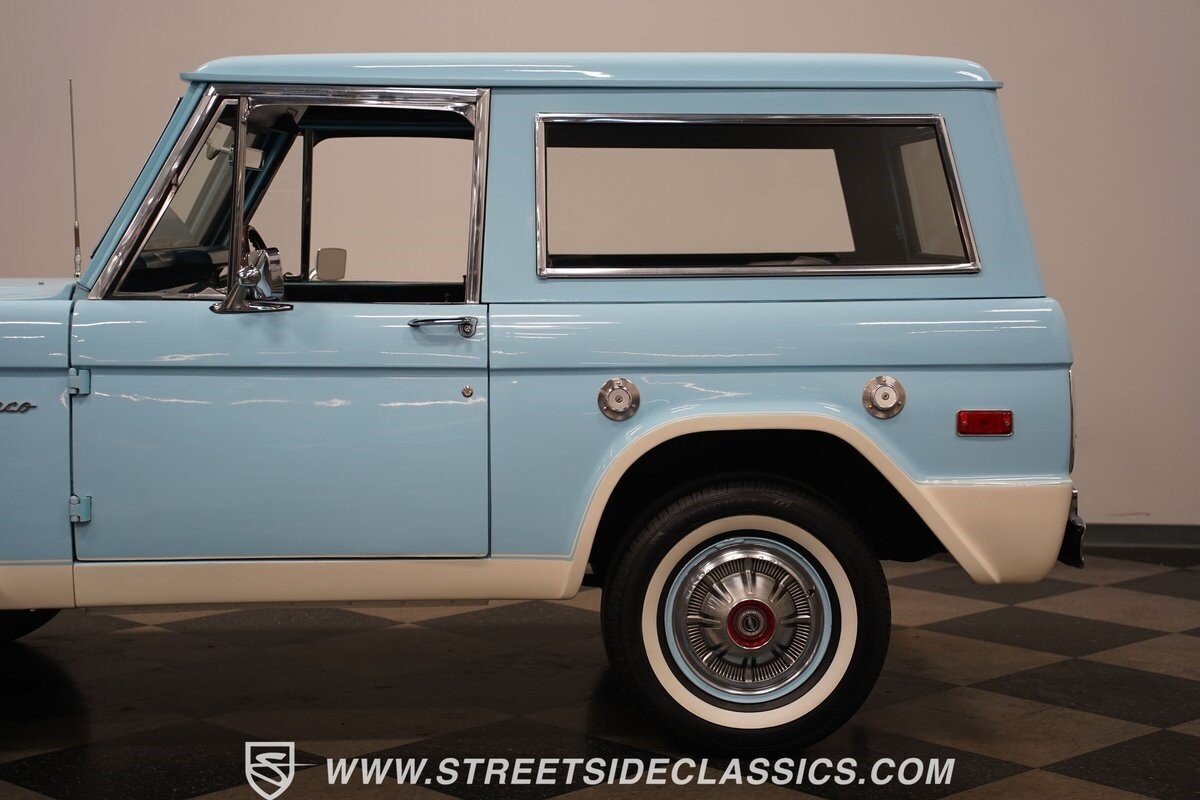 Ford-Bronco-1975-SUV-28