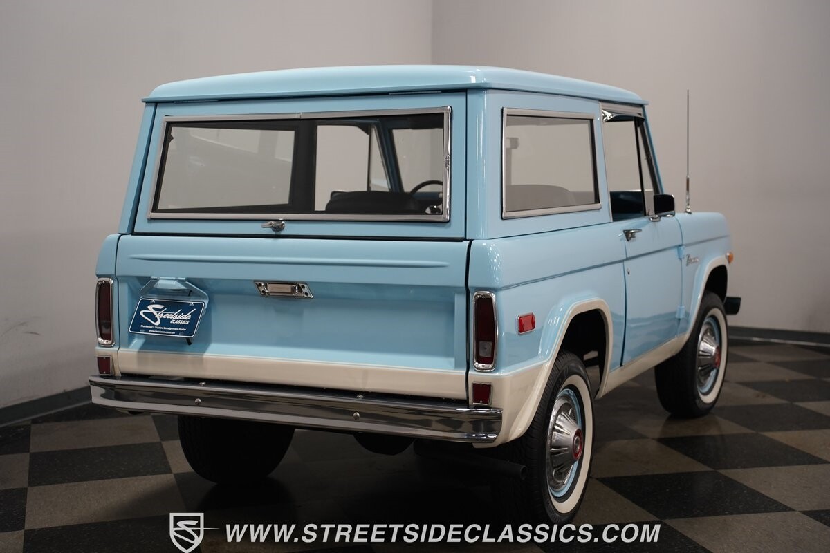 Ford-Bronco-1975-SUV-30