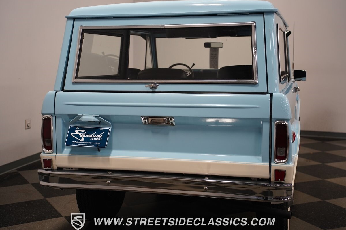 Ford-Bronco-1975-SUV-31