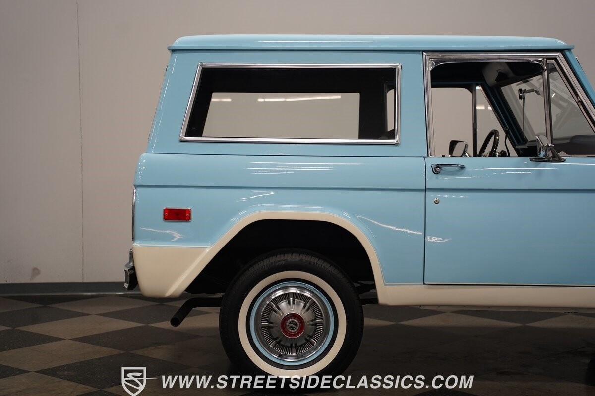 Ford-Bronco-1975-SUV-34