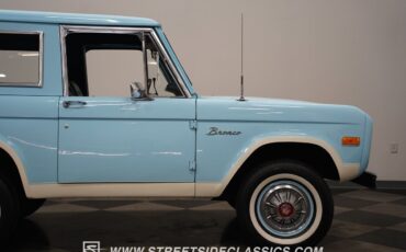 Ford-Bronco-1975-SUV-35