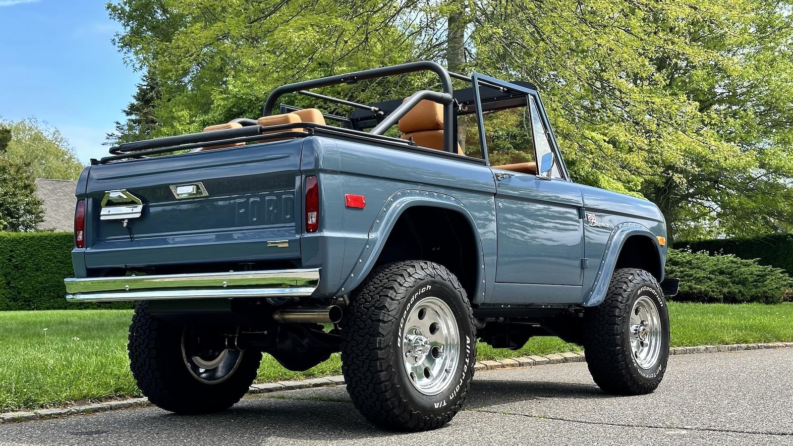 Ford-Bronco-1976-Convertible-16
