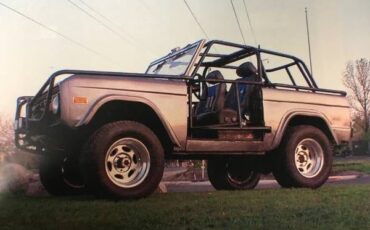 Ford-Bronco-1976-Gray-1