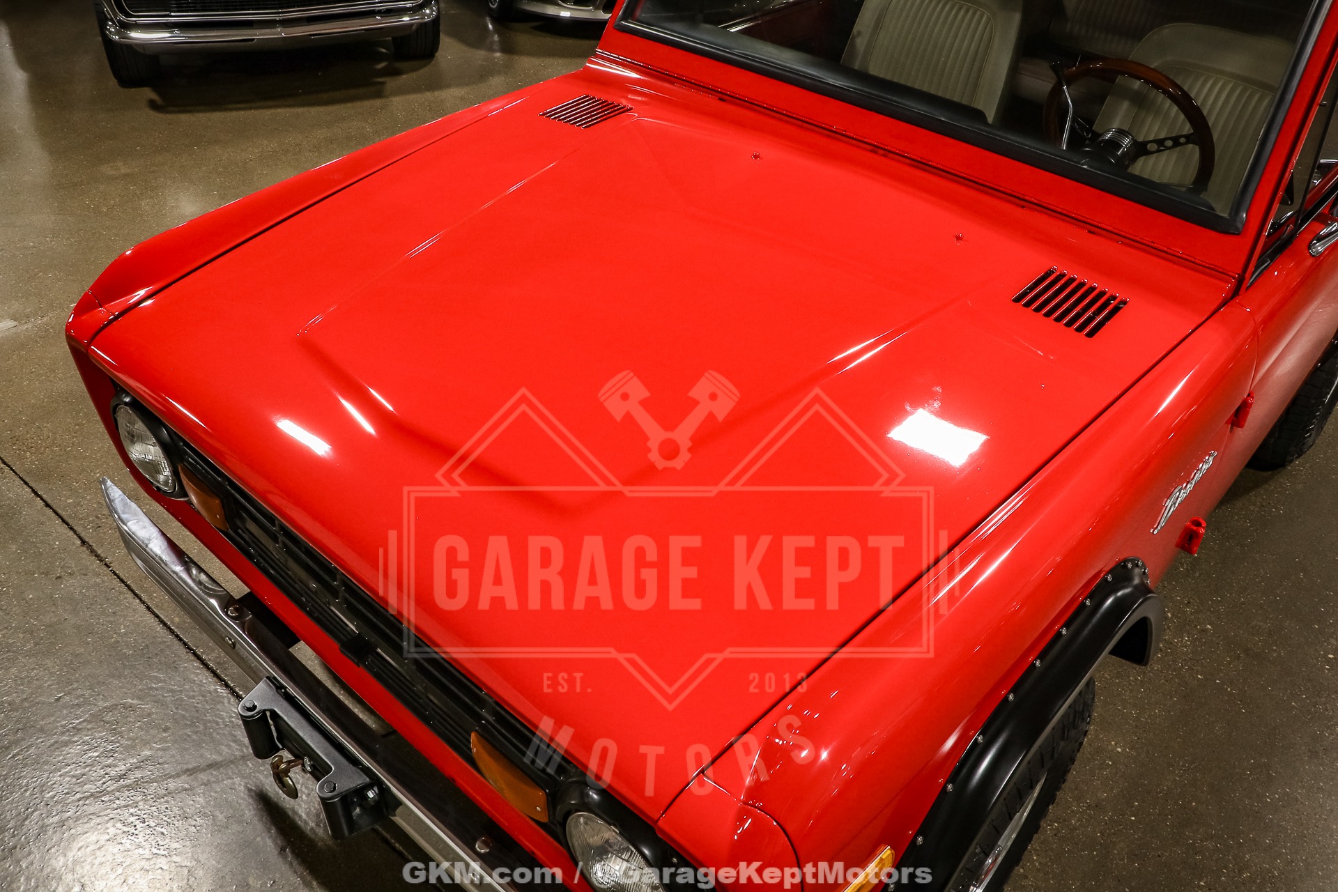 Ford-Bronco-1976-Red-White-28