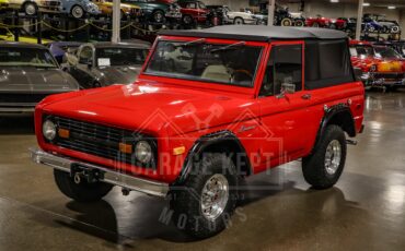 Ford-Bronco-1976-Red-White-34