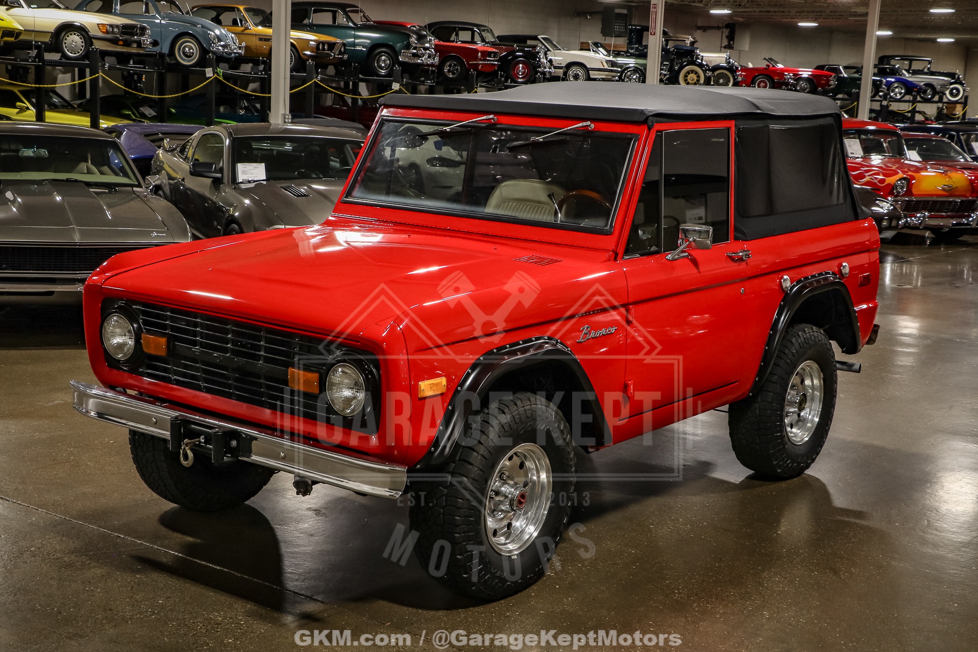 Ford-Bronco-1976-Red-White-34