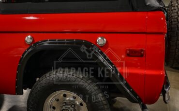 Ford-Bronco-1976-Red-White-40