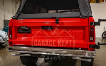 Ford-Bronco-1976-Red-White-44