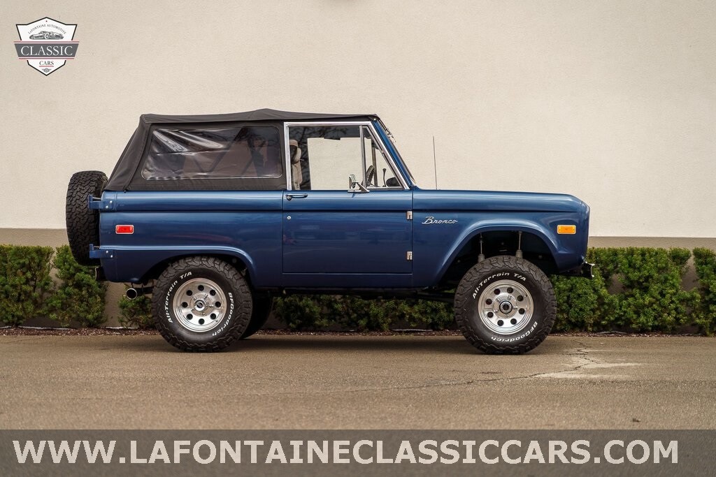 Ford-Bronco-1976-SUV-1