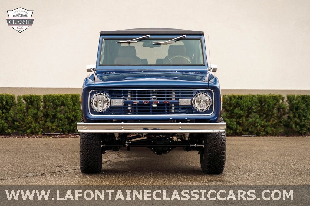 Ford-Bronco-1976-SUV-22