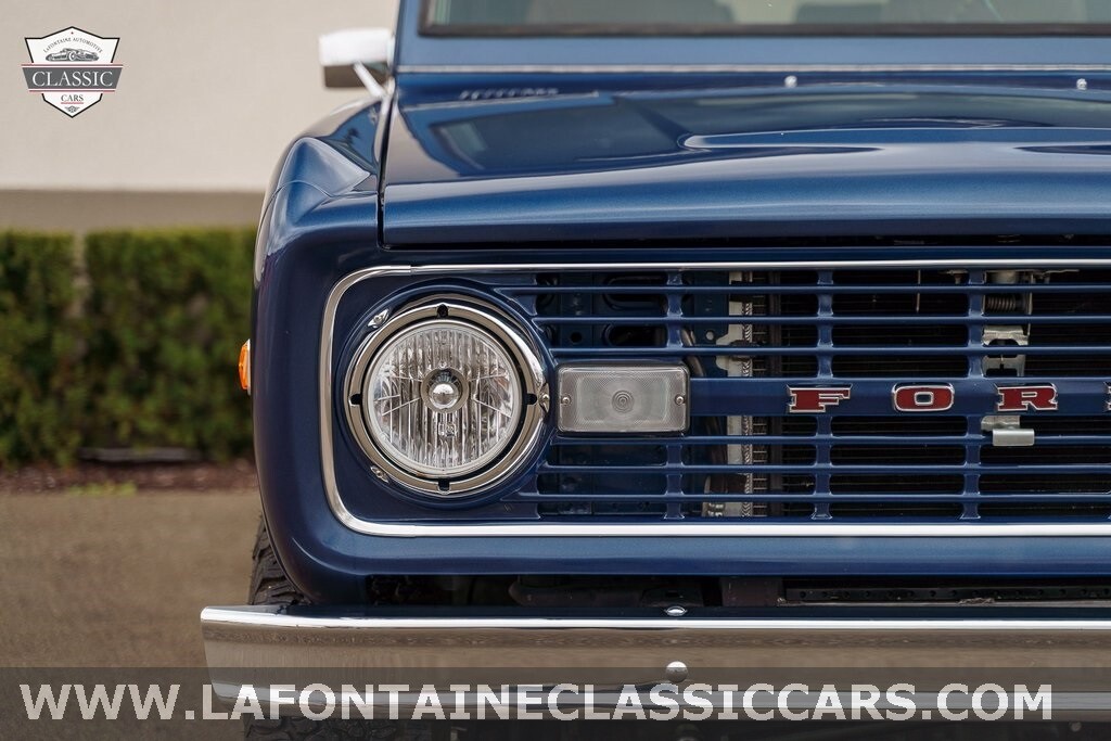 Ford-Bronco-1976-SUV-24