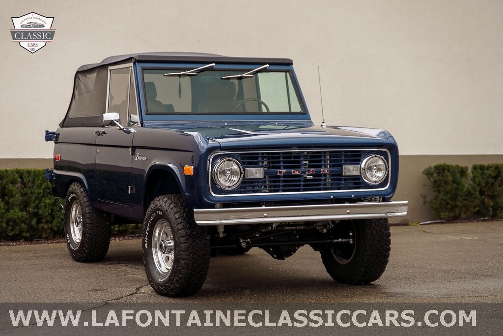 Ford-Bronco-1976-SUV-27