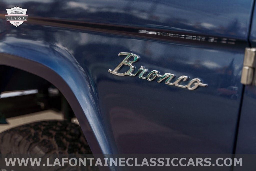 Ford-Bronco-1976-SUV-38