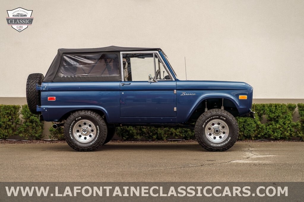 Ford-Bronco-1976-SUV-8