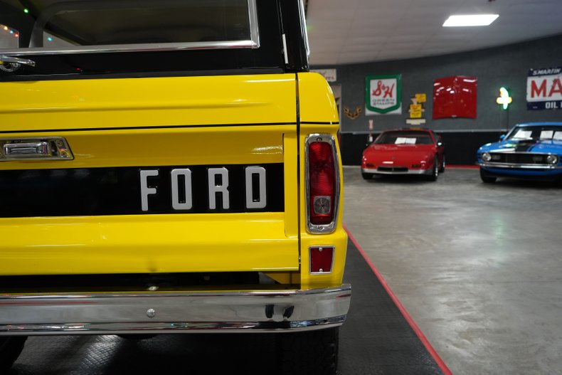 Ford-Bronco-1976-Yellow-Black-15