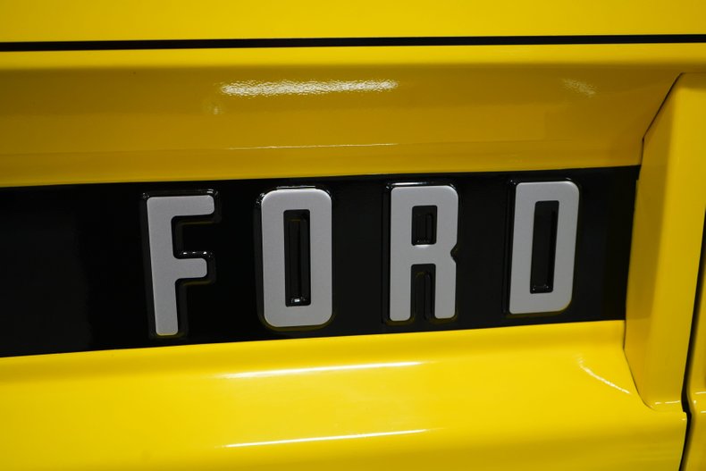 Ford-Bronco-1976-Yellow-Black-18