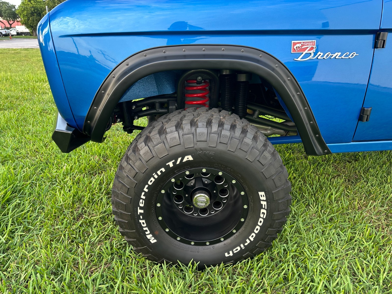 Ford-Bronco-1977-12