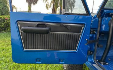 Ford-Bronco-1977-26