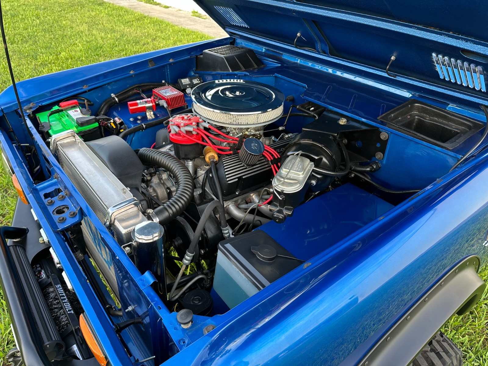 Ford-Bronco-1977-35