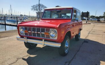 Ford-Bronco-1977-Bright-RedWimbledon-22