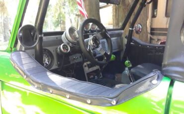 Ford-Bronco-1977-Green