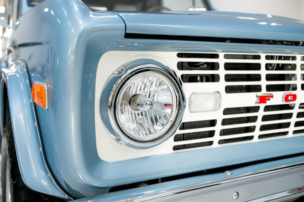 Ford-Bronco-1977-SUV-10