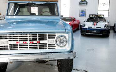 Ford-Bronco-1977-SUV-13