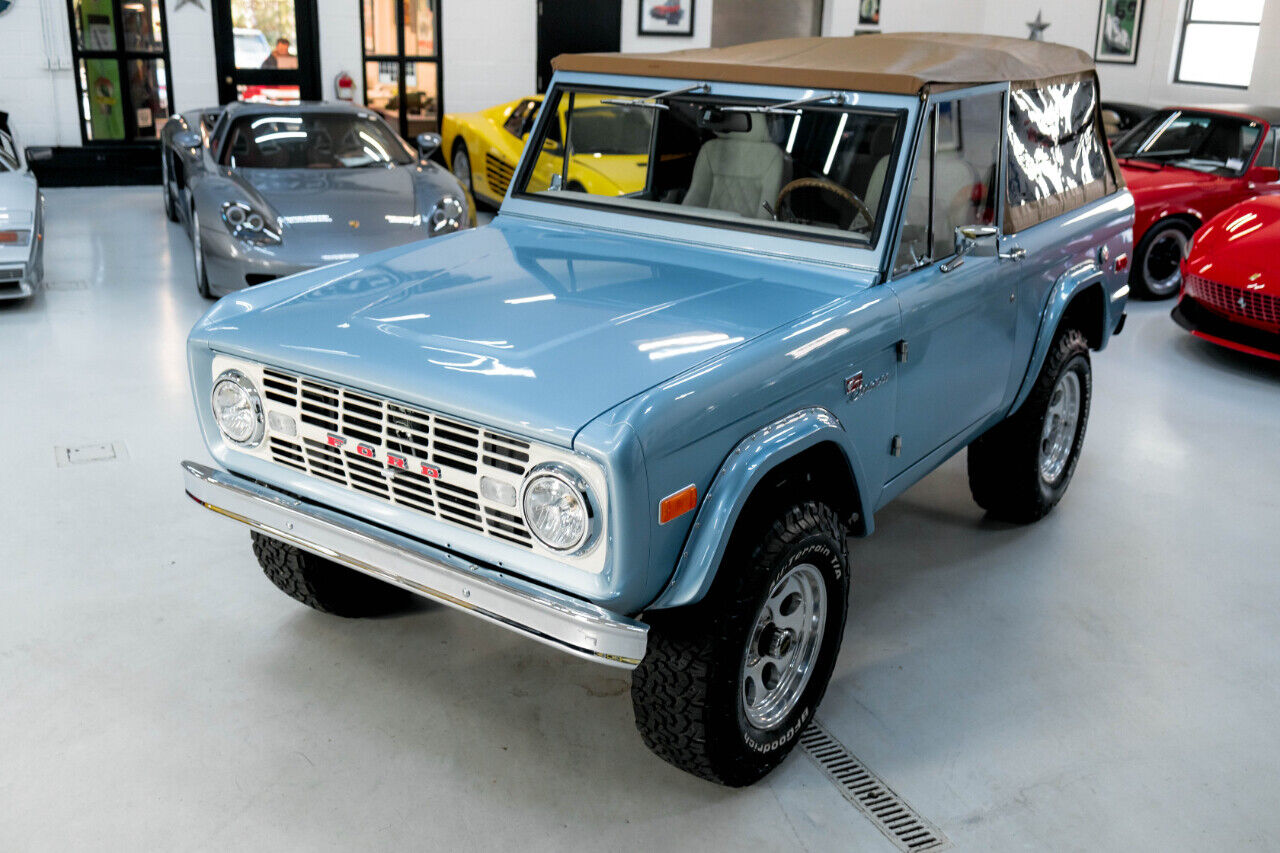 Ford-Bronco-1977-SUV-16