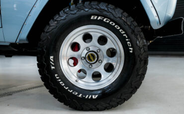 Ford-Bronco-1977-SUV-30
