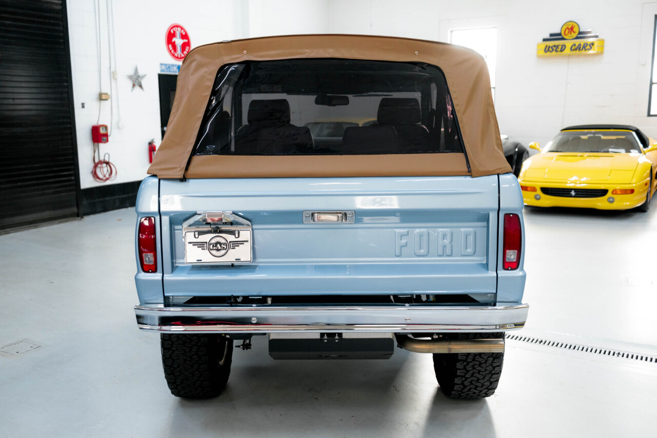 Ford-Bronco-1977-SUV-6