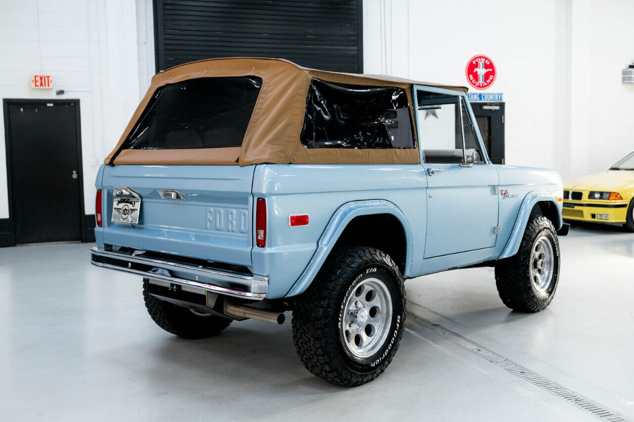 Ford-Bronco-1977-SUV-7