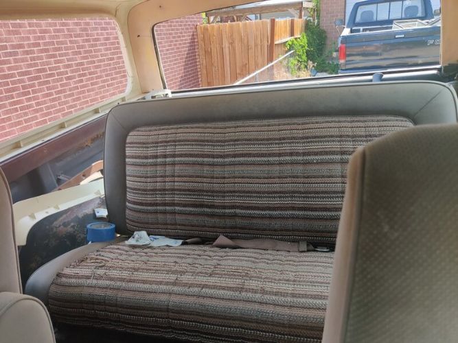 Ford-Bronco-1978-Beige-Beige-3