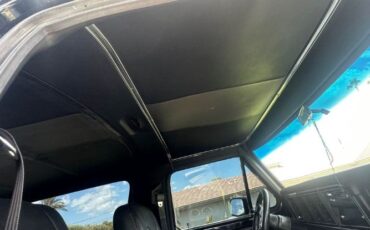 Ford-Bronco-1978-Black-Black-12