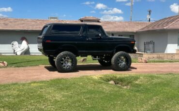 Ford-Bronco-1978-Black-Black-17