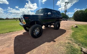 Ford-Bronco-1978-Black-Black-18