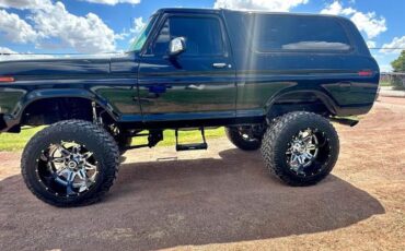 Ford-Bronco-1978-Black-Black