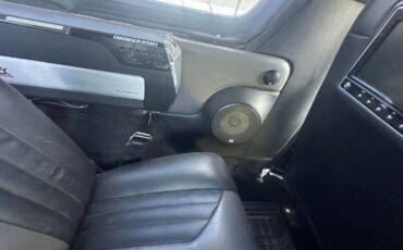 Ford-Bronco-1978-Black-Black-5