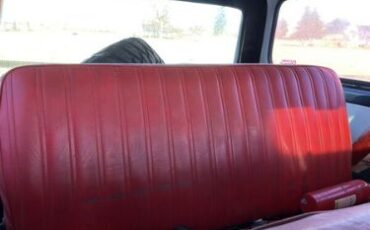 Ford-Bronco-1978-Black-Red-3