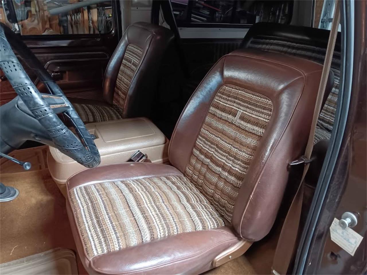 Ford-Bronco-1978-Brown-Brown-4