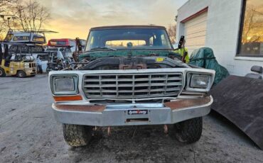 Ford-Bronco-1978-Green-Green-5