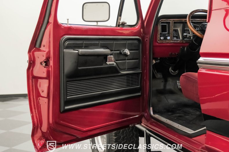 Ford-Bronco-1978-Maroon-Red-30