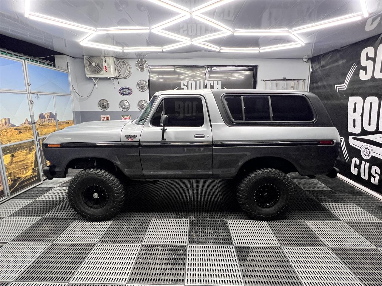 Ford-Bronco-1978-TWO-TONE-GREY-BLACK-11