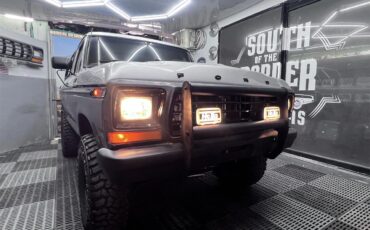 Ford-Bronco-1978-TWO-TONE-GREY-BLACK-21