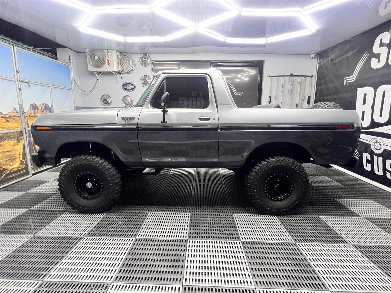 Ford-Bronco-1978-TWO-TONE-GREY-BLACK-28