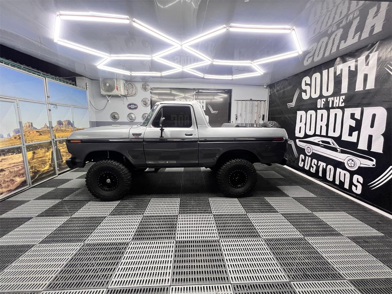 Ford-Bronco-1978-TWO-TONE-GREY-BLACK-29