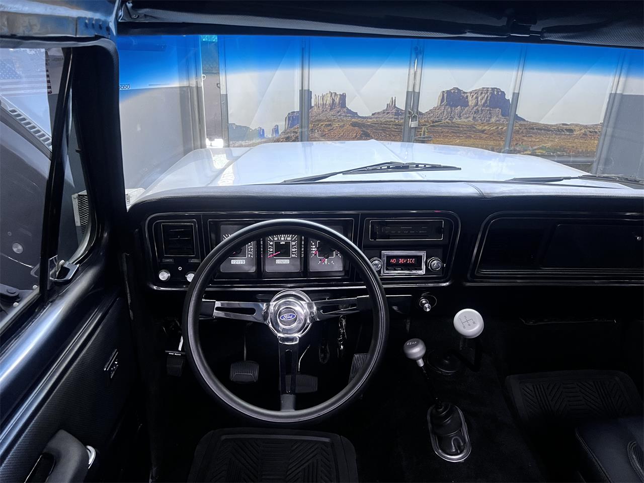 Ford-Bronco-1978-TWO-TONE-GREY-BLACK-4