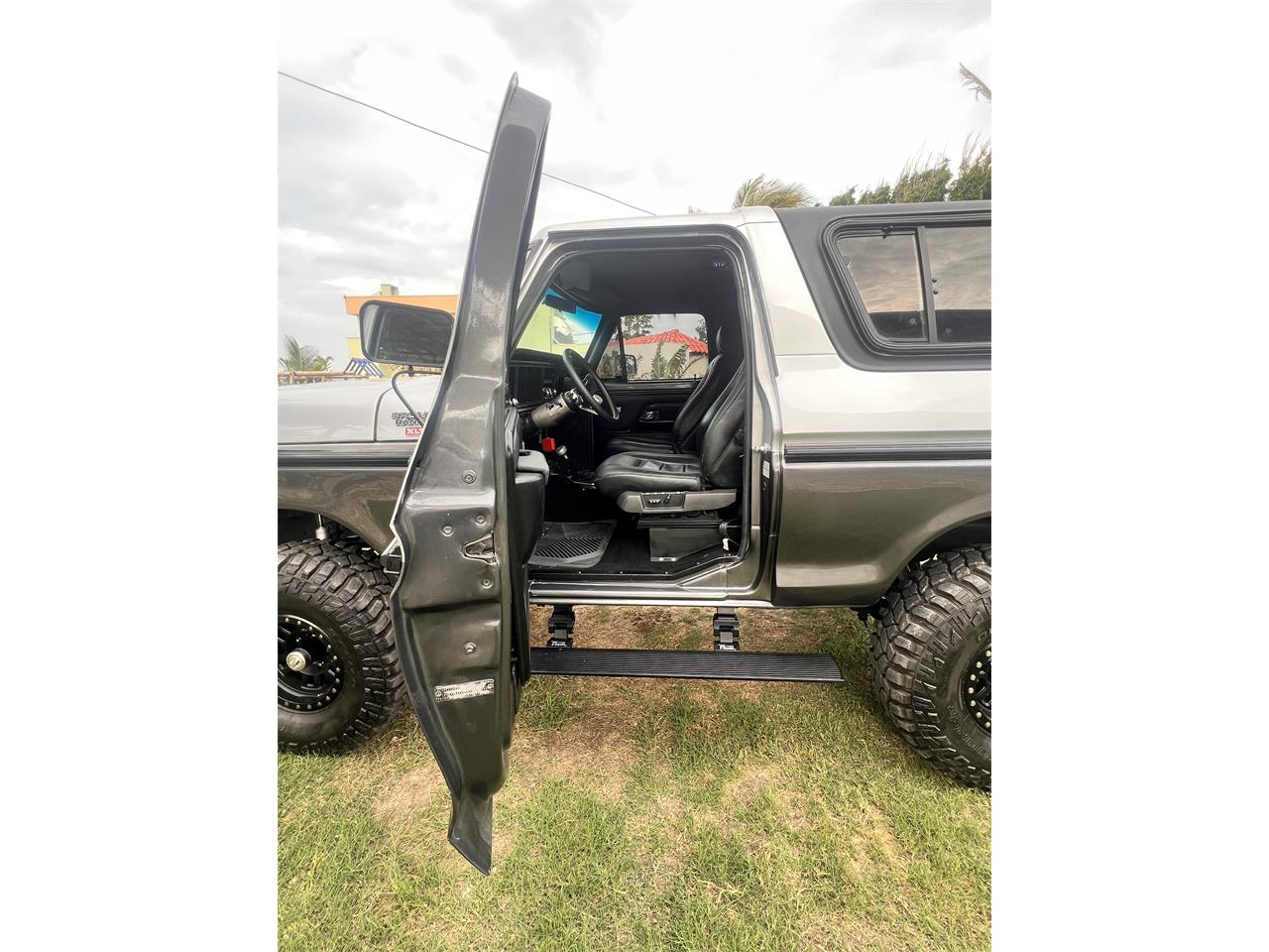 Ford-Bronco-1978-TWO-TONE-GREY-BLACK-59